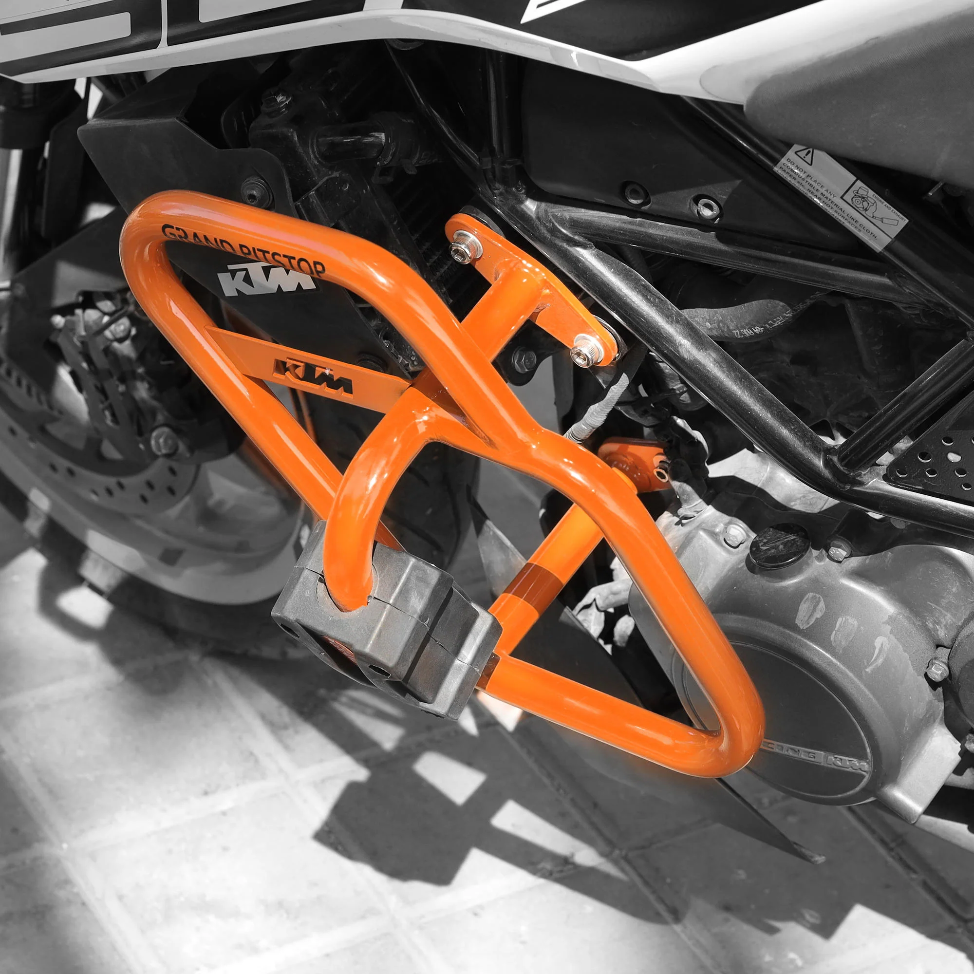 Crash Guard (Pair) for KTM 200 Duke Gen 2 - Orange - Image 6