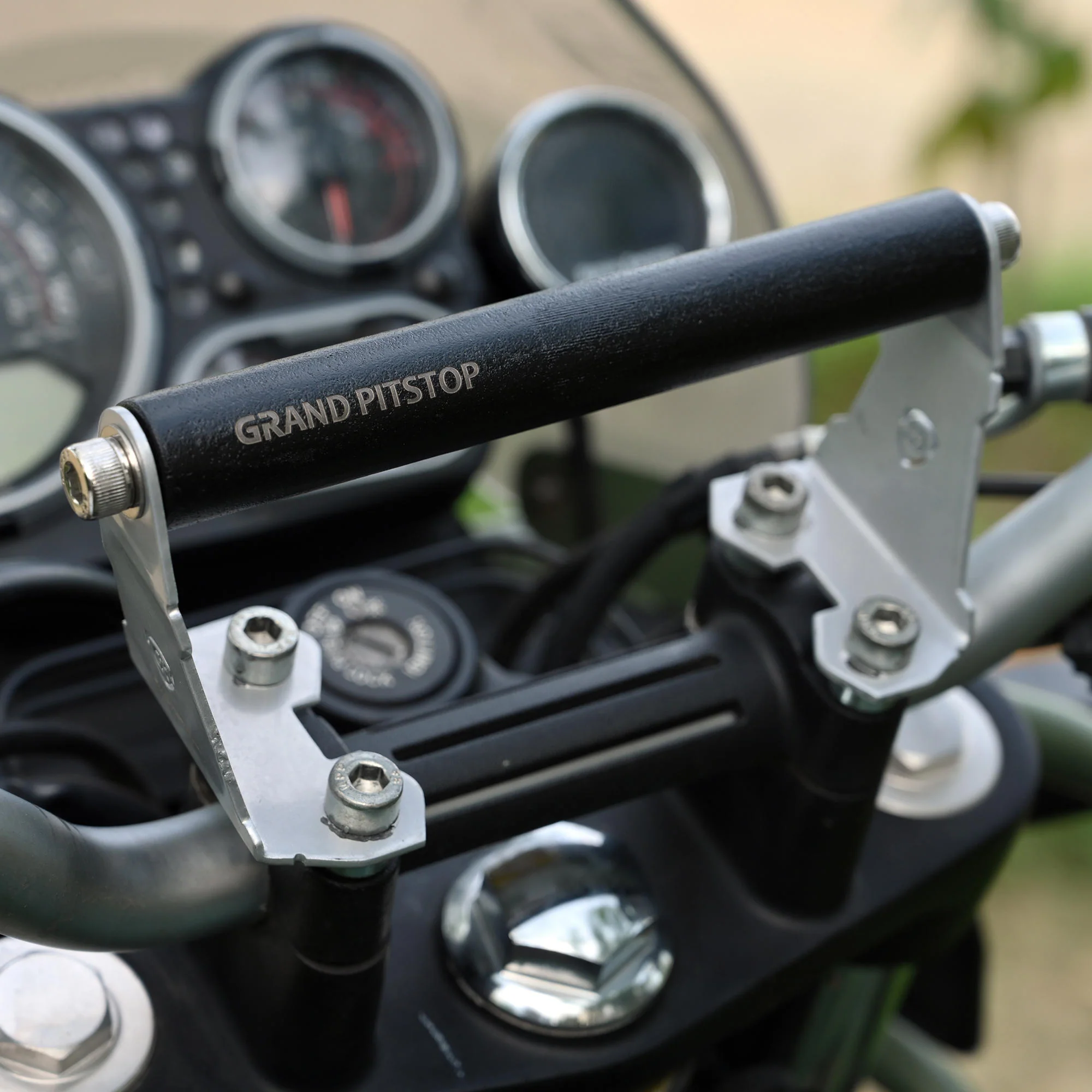 GPS Mount for Royal Enfield Scram 411 - Silver - Image 2