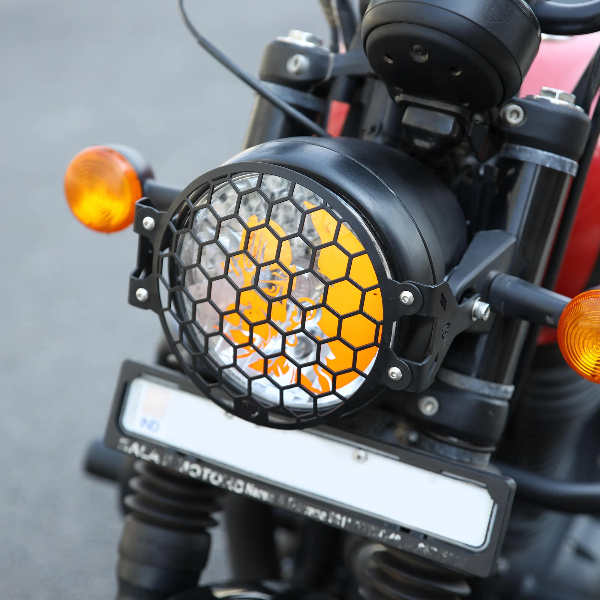Headlight Grill for Royal Enfield Hunter - Black - Image 2