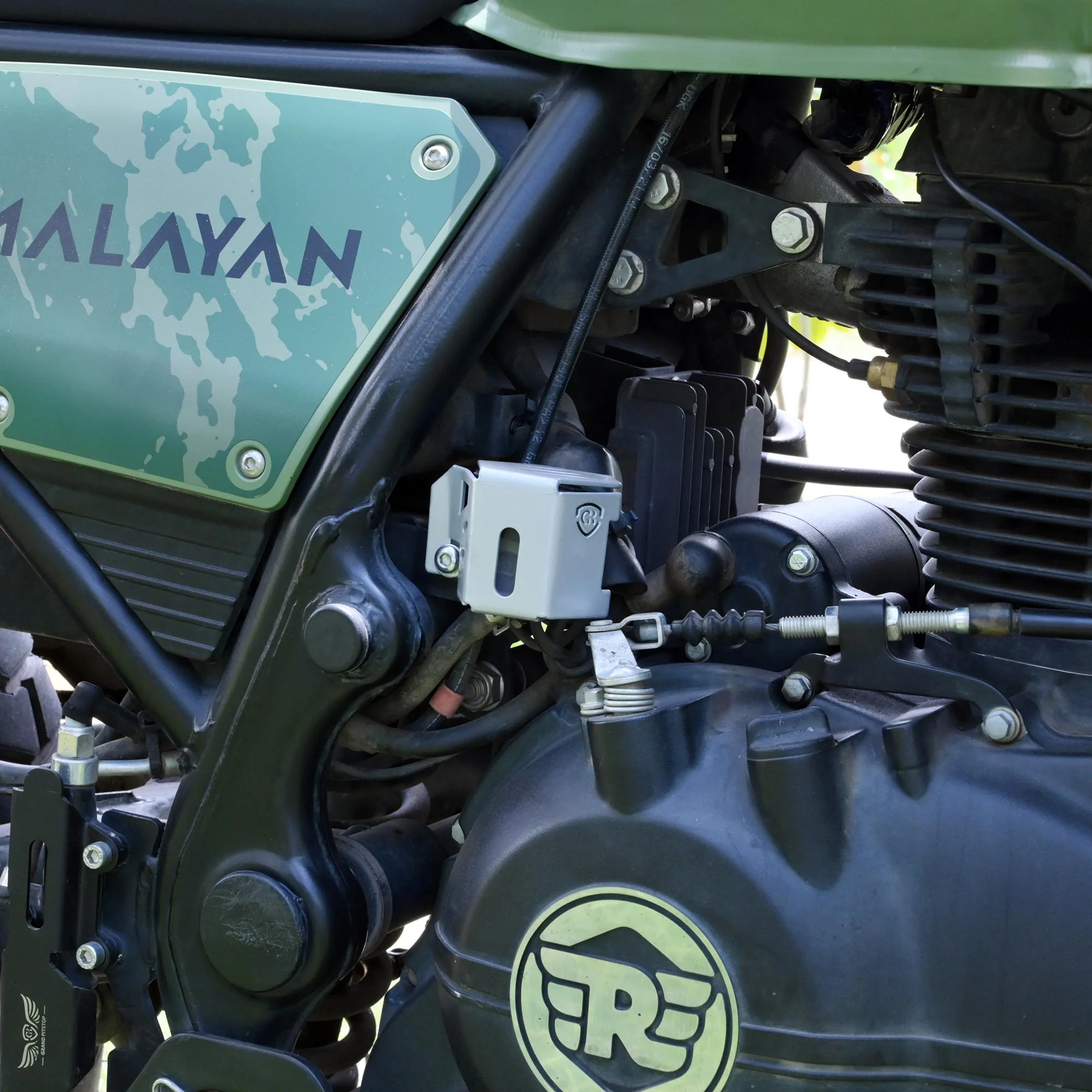 Rear Brake Fluid Cap for Royal Enfield Himalayan BS6 Model (2020-21) - Silver - Image 8